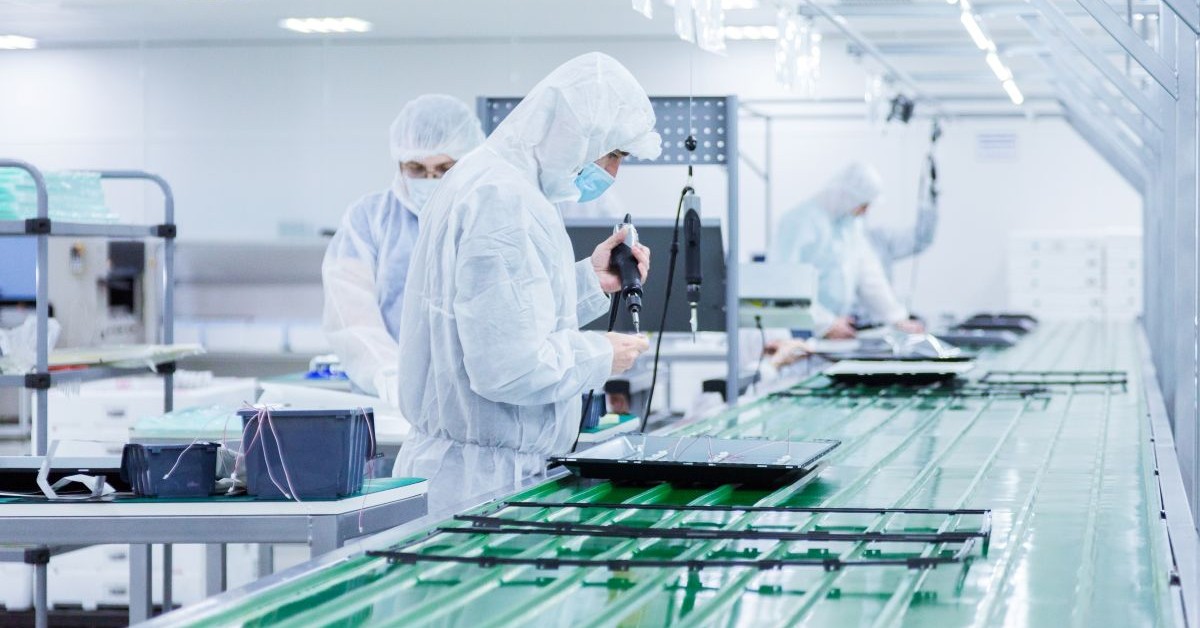 Solving the semiconductor supply chain traceability crisis