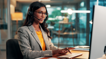 Accelerate customer onboarding with an AI content assistant